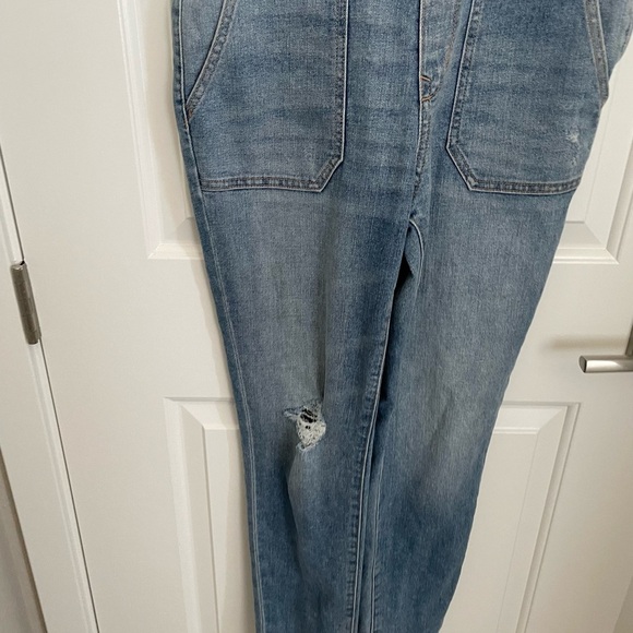Old Navy Denim Jean Overalls Size 2  Coastal Cowgirl Classic Chic  EUC - Picture 6 of 9